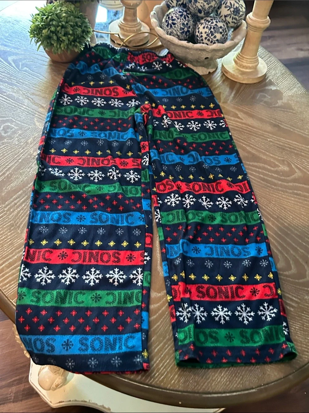 Kids Nintendo Sega Sonic the Hedgehog Winter Holiday Pajama Set